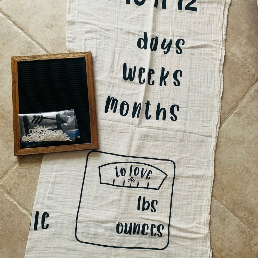 Baby Milestone Blanket with Letter Board